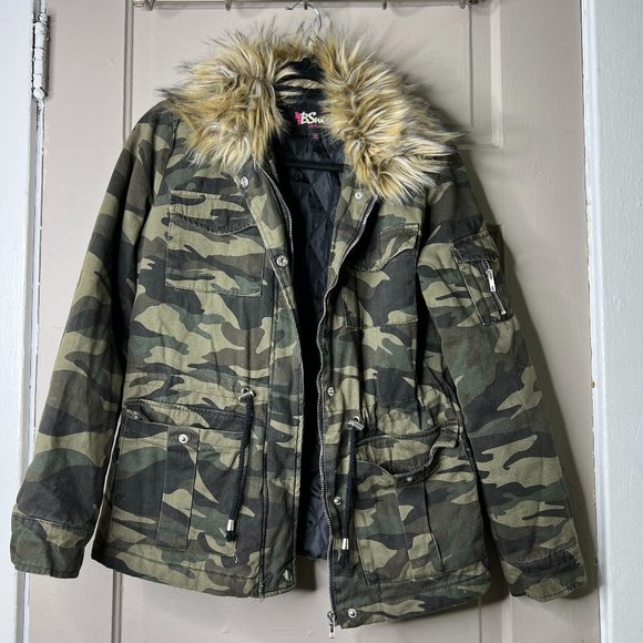 Camouflage print jacket - Picture 1 of 14